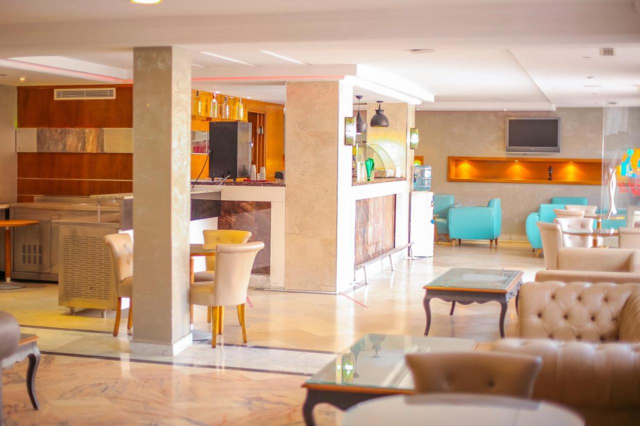 Hotel Marabout - Families And Couples Only