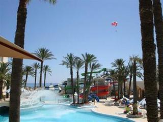 Hotel Marabout - Families And Couples Only