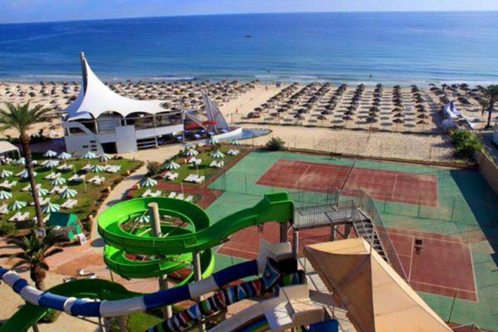 Marabout - Families And Couples Only