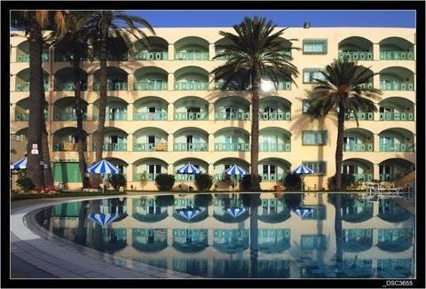 Hotel Marabout - Families And Couples Only
