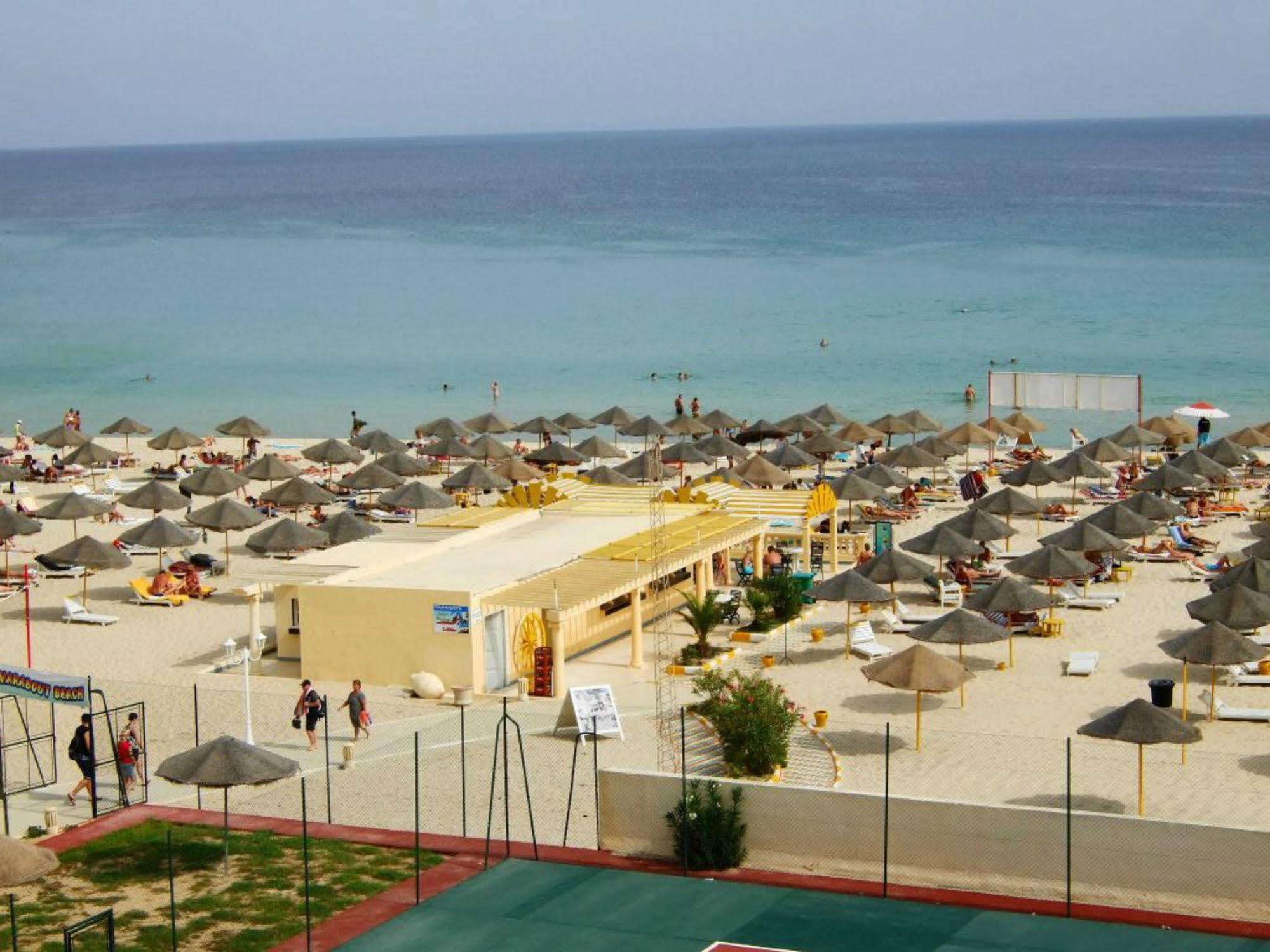Marabout - Families And Couples Only